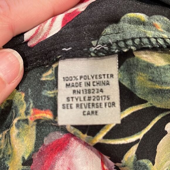 Casting LA Silky Floral Print Off The Shoulder Top - Picture 3 of 4